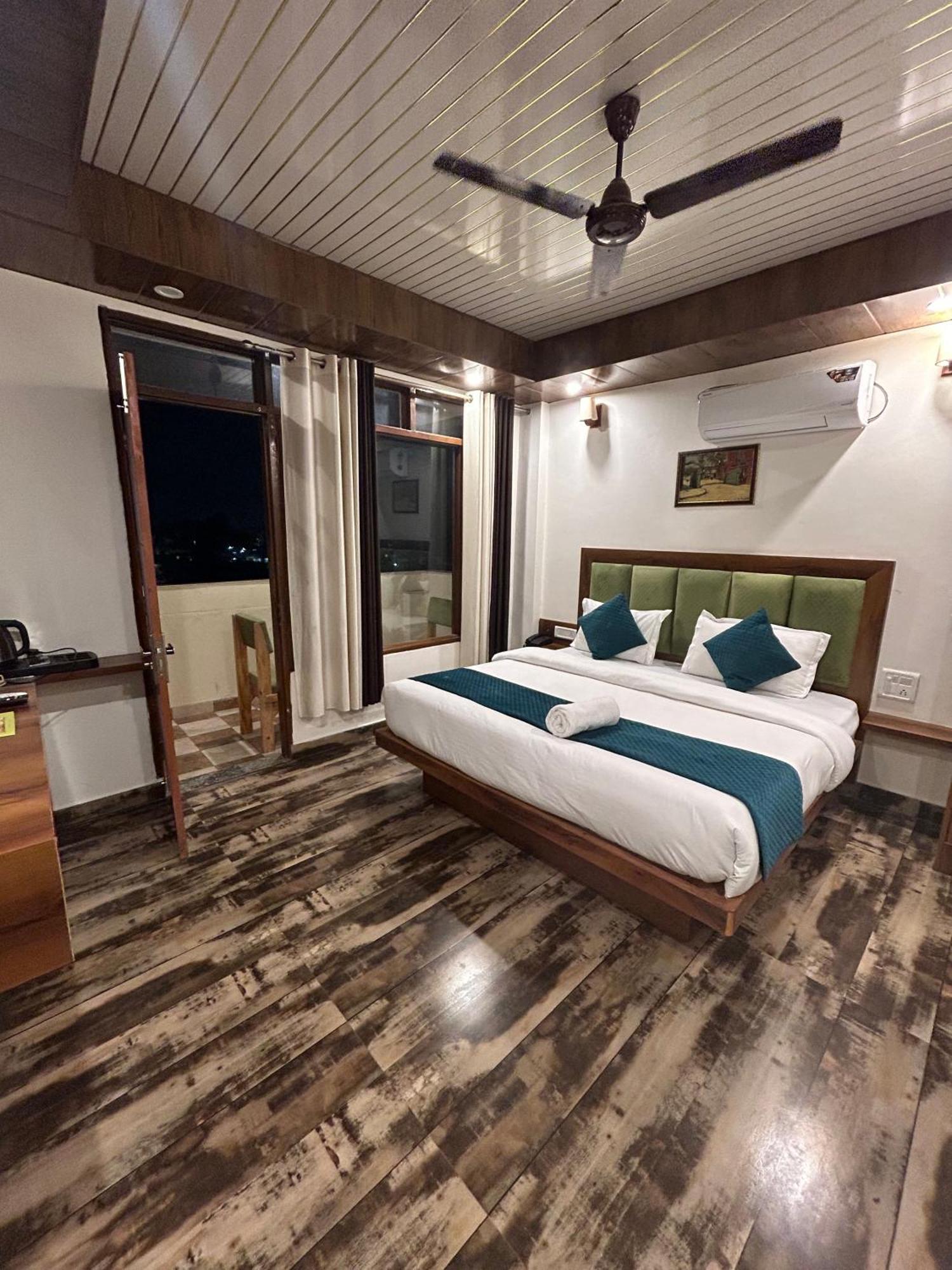 Hotel Royal Orbit By Arony Hospitality Dehradun Exterior photo