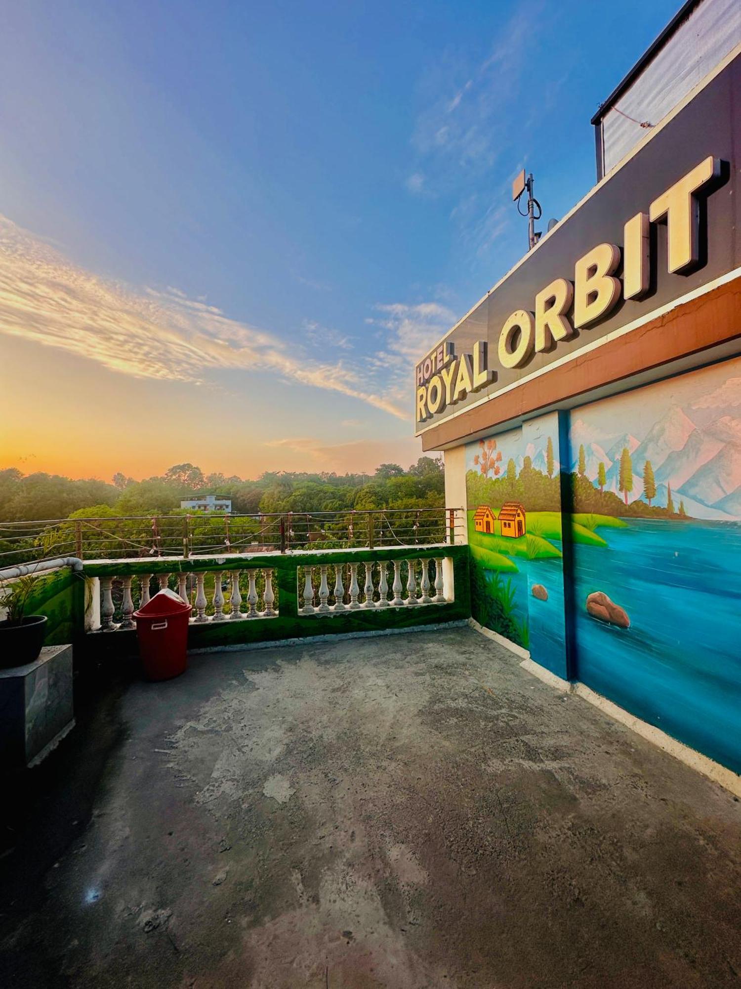 Hotel Royal Orbit By Arony Hospitality Dehradun Exterior photo